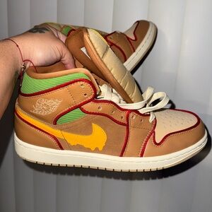 DEADSTOCK Air Jordan 1 Mid SE "Cheeseburger"  8.5M
